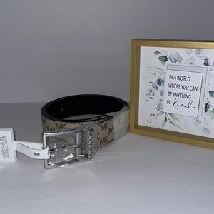 🐼 Michael Kors 🐼 Small 🐼 Reversible Logo Black Natural Signature Belt 🐼 D19